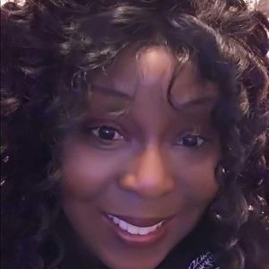 Meet your Posher, Hope